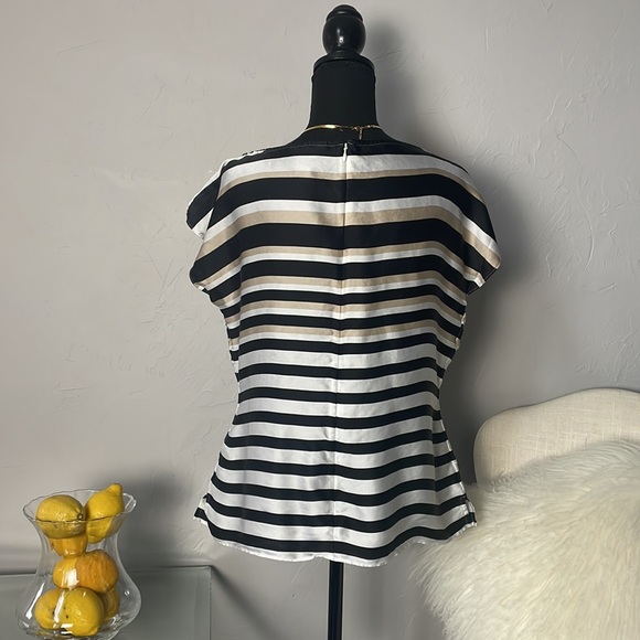 White House Black Market Silk Blouse - Picture 4 of 6